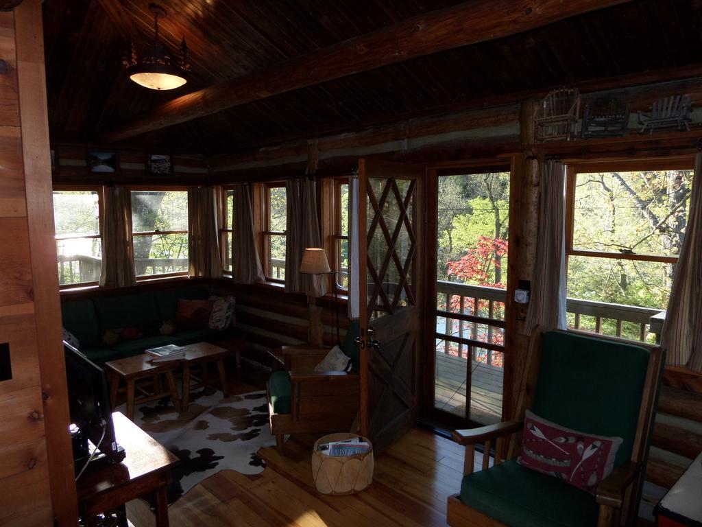 Lake Lucerne Treehouse Villa Eureka Springs Luaran gambar