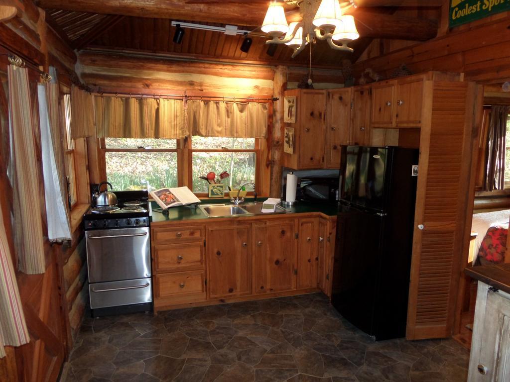 Lake Lucerne Treehouse Villa Eureka Springs Luaran gambar